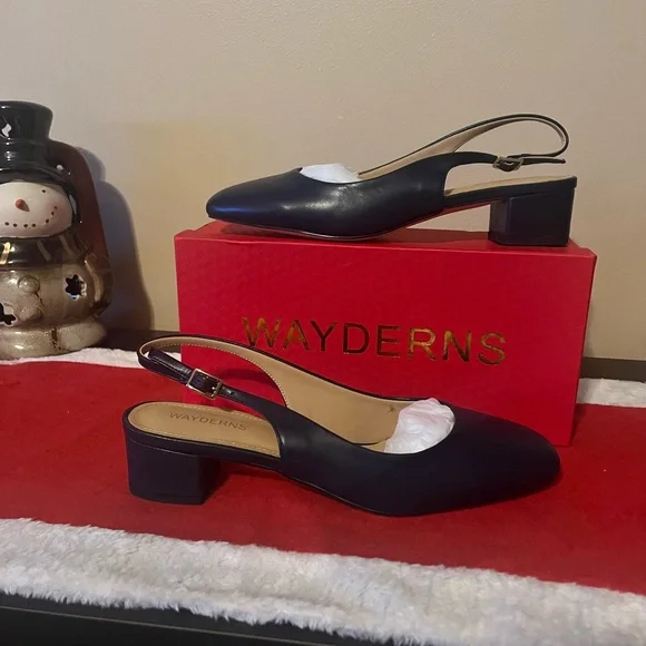Elegant Navy Blue Slingback Block Heels - Picture 2 of 7